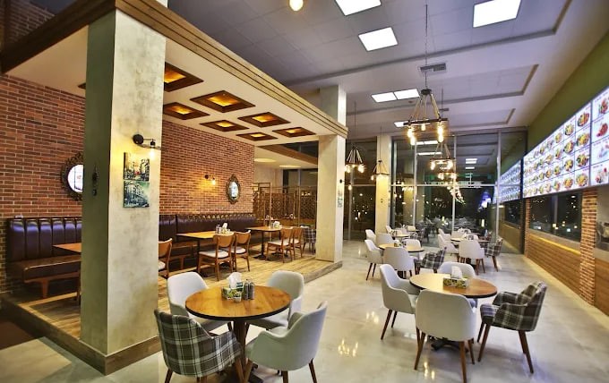 رستوران مرکز خرید کوروش کیش